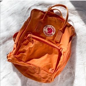 Fjallraven kanken 16L regular backback full bag